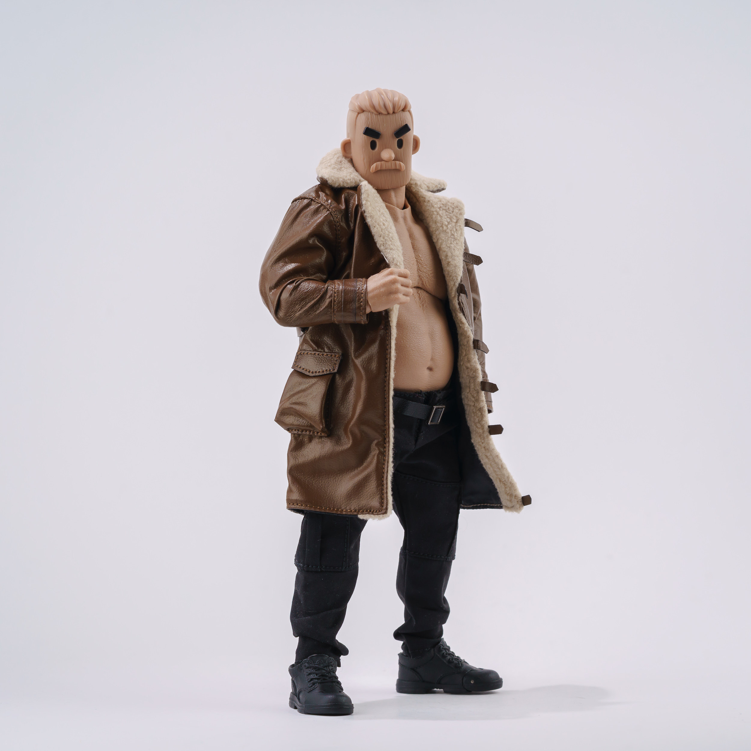 1/12 Scale Middle-aged Muscula - đánh giá và giá Leatherwork Products